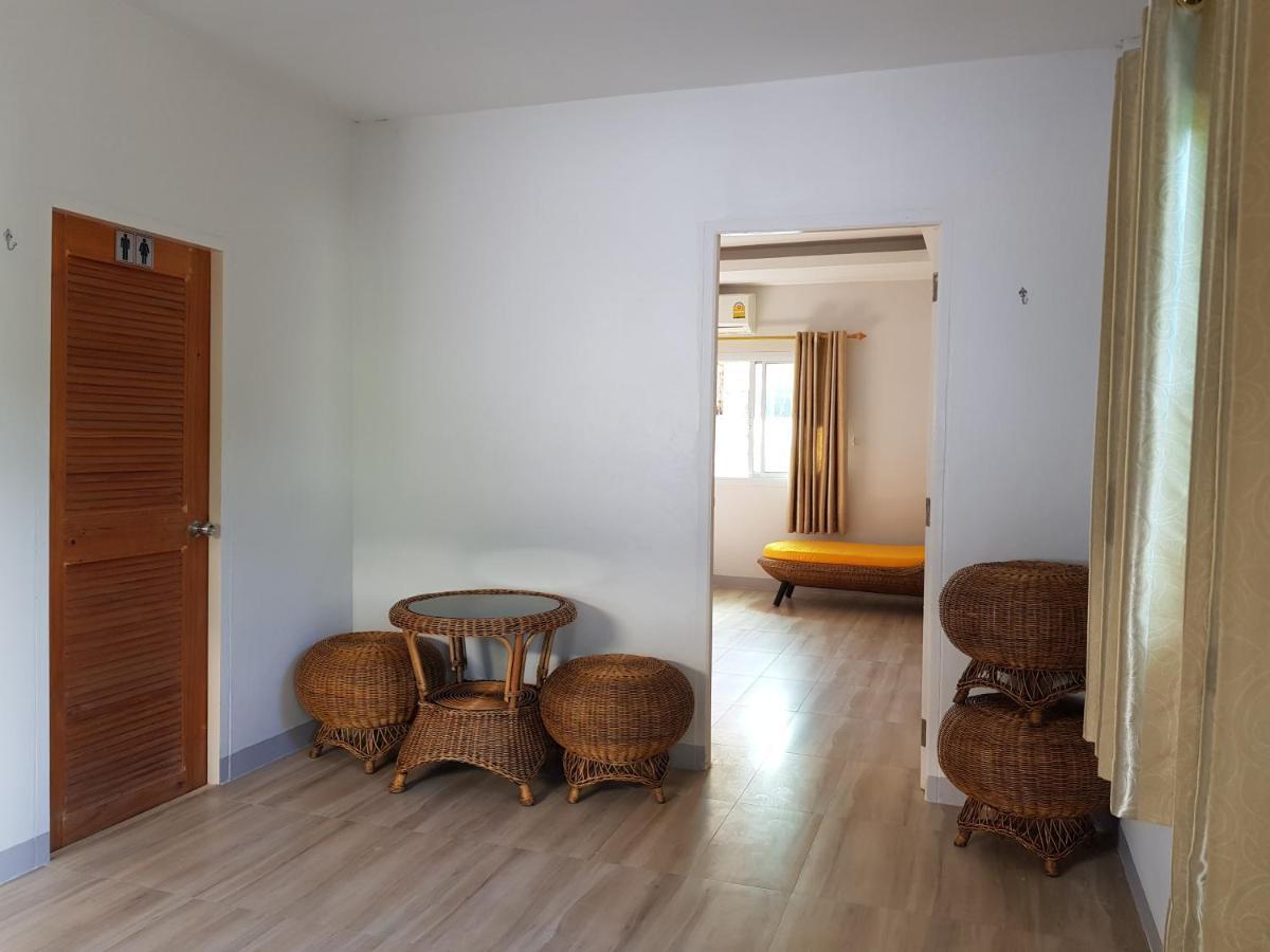 Nadee Resort Udon Thani Bagian luar foto