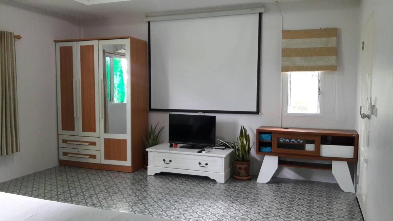 Nadee Resort Udon Thani Bagian luar foto