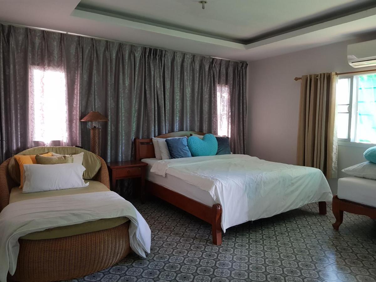 Nadee Resort Udon Thani Bagian luar foto